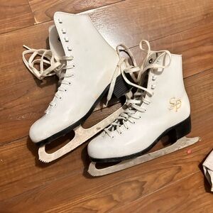 Women's White Ice Skates